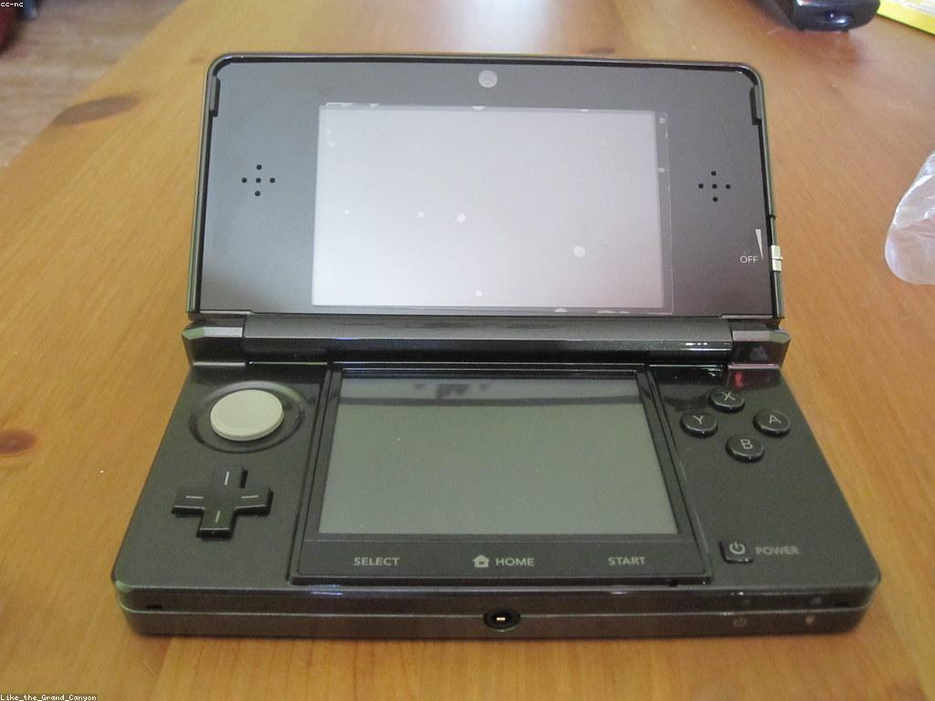 គណនីហ្គេម និងប្រព័ន្ធបច្ចេកវិទ្យា