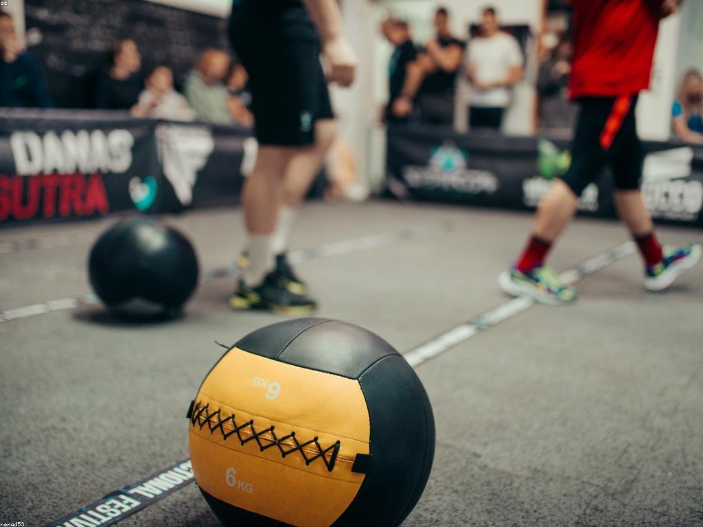 អត្ថប្រយោជន៍នៃការចូលរួមក្នុងការប្រកួត