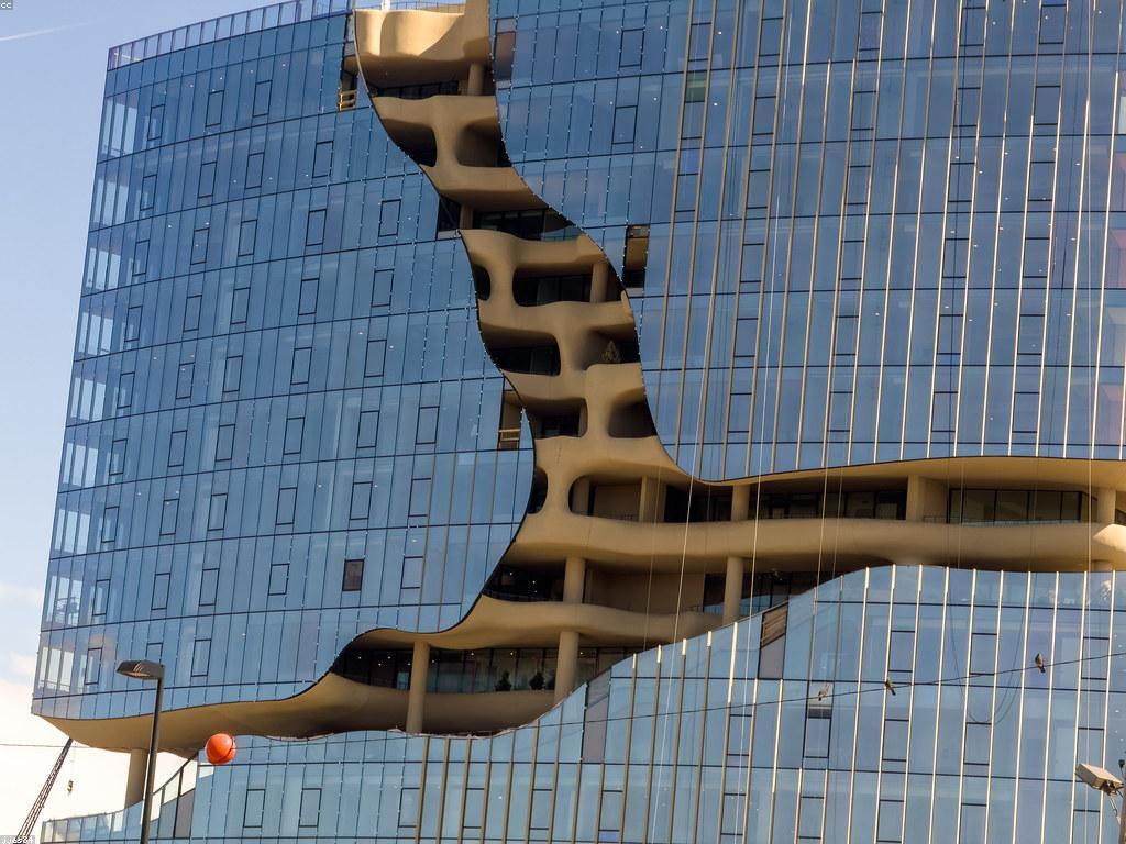 ឱកាសឈ្នះក្នុងការបង្កើតអាជីវកម្ម